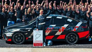 Elektrikli Mercedes-AMG CLA 45, Nordschleife'da sınıfının en hızlısı oldu