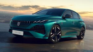 Yeni Peugeot 308, Türkiye'de satışa sunuldu