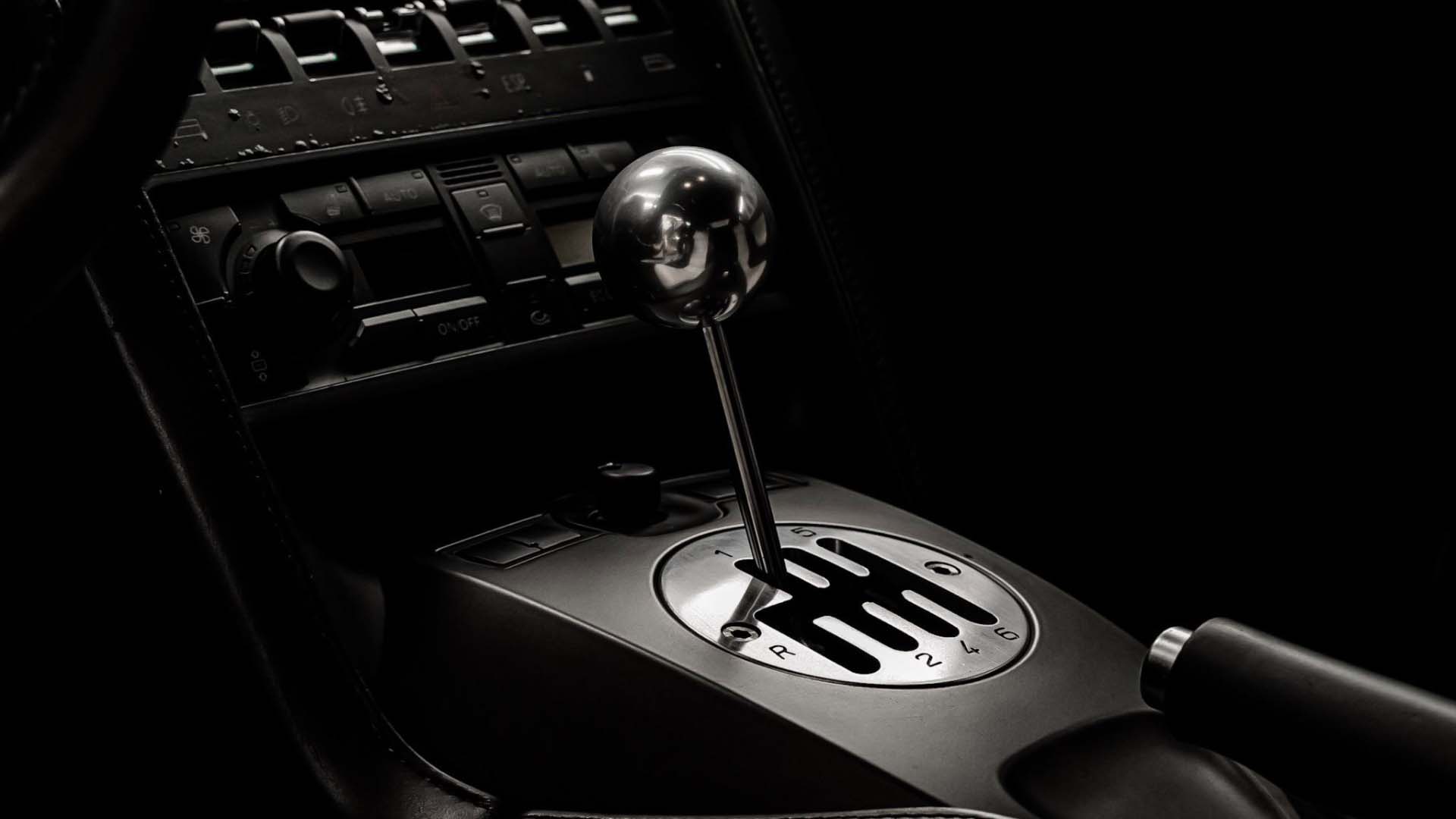 Lamborghini Rules Out Future Manual Transmission Models