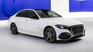 Yeni Mercedes-Benz C-Class görücüye çıkarıldı