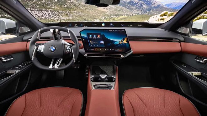 BMW: "Butonları azalttık çünkü gençler artık araçlarını sesli komutlar ve dokunmatik ekranlarla yönetiyor"