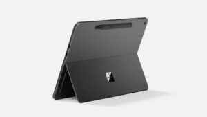 Microsoft, "Copilot+ PC" markasını rafa kaldırıyor