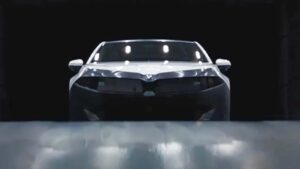 Yeni BMW 3 Serisi 30 Eylül'de görücüye çıkarılacak