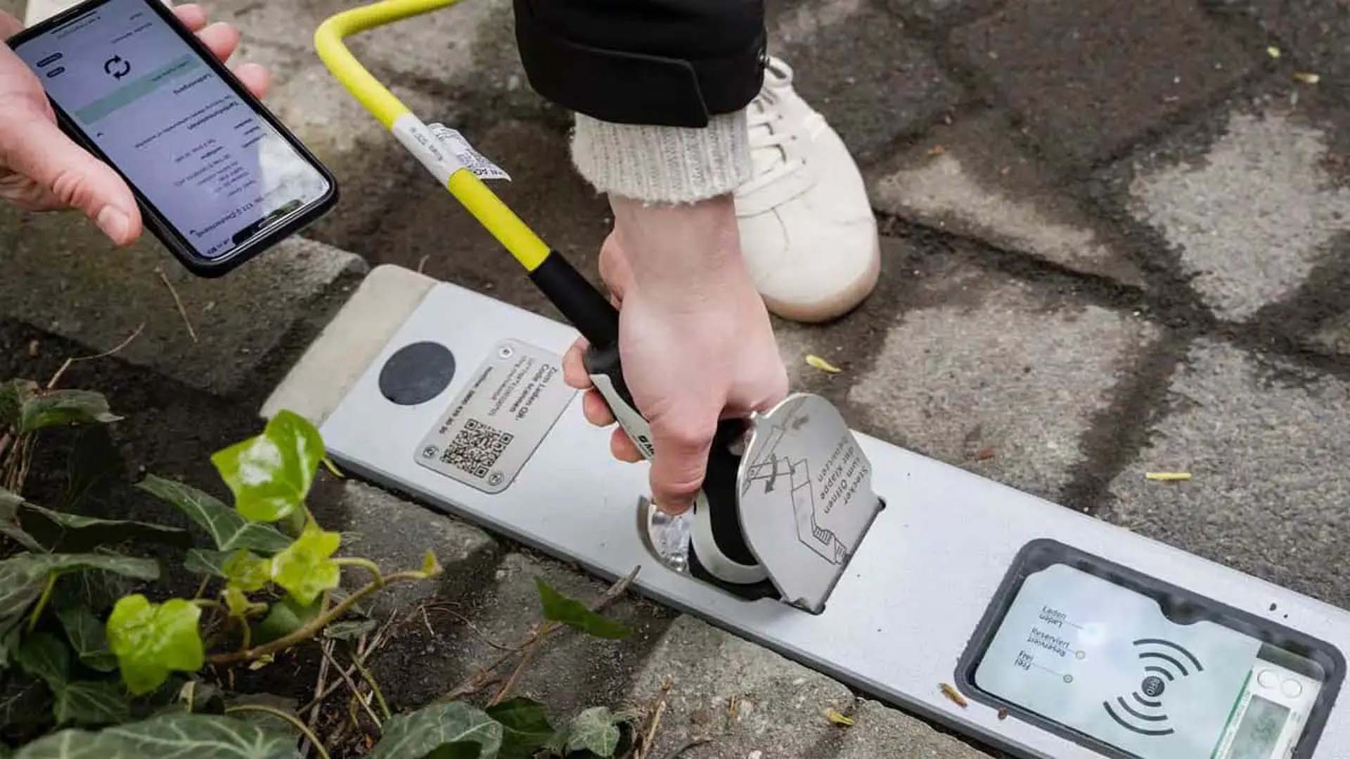 Togg T10F kaldırım tipi şarjla görüntülendi: LOG fotoğrafı (6)