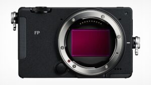 Tam kare sensörlü kompakt aynasız Sigma fp 2 tanıtıldı