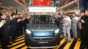 Citroen Berlingo, Fiat Doblo, Opel Combo ve Peugeot Rifter modellerinin Bursa merkezli üretimi başladı
