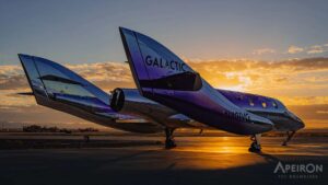 Virgin Galactic, yeni turistik uzay uçağını görücüye çıkardı